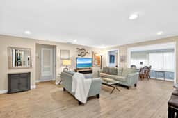 Tranquil Pool Home Near Siesta Key