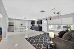 Spacious Family Home Near Siesta Key Beach