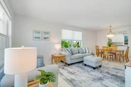 Waterfront 2-Bedroom Retreat in Longboat Key