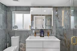 Coastal Chic 3BR, Pool, Hot Tub Near Siesta Beach