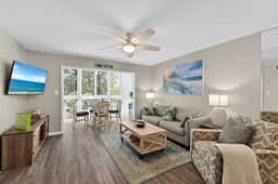 Siesta Key 2-Bedroom Condo with Pool - Image 2