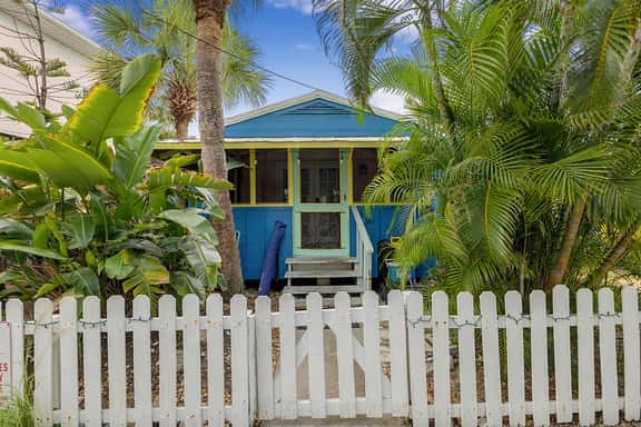 Blue Dolphin Cottage - Siesta Key Retreat - Image 1
