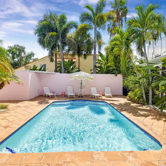 Historic Beasley House with Heated Pool - Image 1