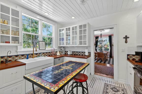 Historic Beasley House with Heated Pool