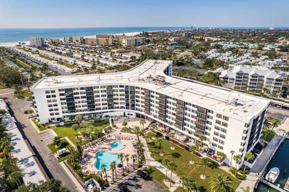 Updated 2-Bed Condo Steps from Beach - Image 2