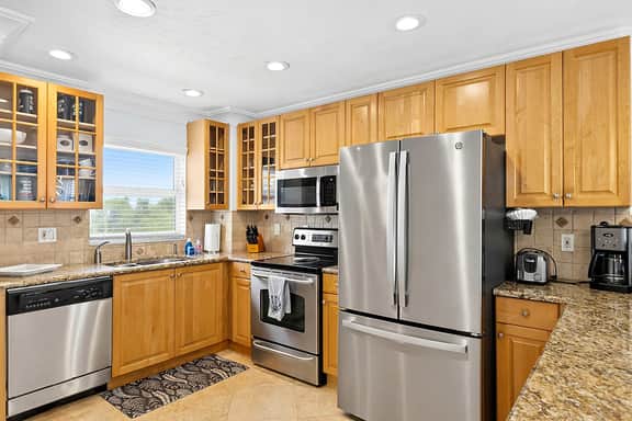 Siesta Key Condo Steps to Crescent Beach - Image 4